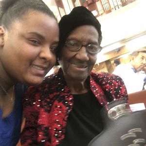 Meet your Posher, Amber